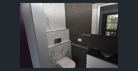 3 Bed Townhouse Arana Hills - Photo 5