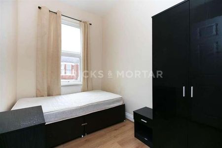 (?ppw) Simonside Terrace, Heaton, Newcastle Upon Tyne, NE6 - Photo 4