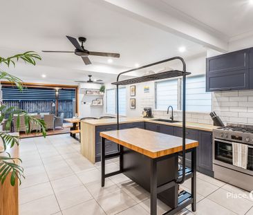 Renovated Character-Filled Home WITH POOL! - Photo 5