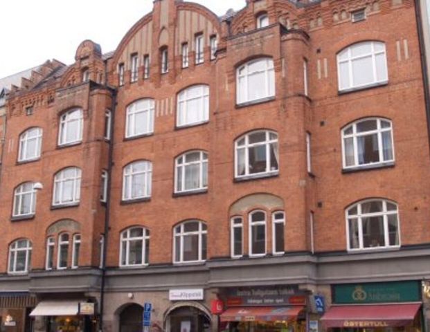 4 rum och kök, Östra Tullgatan 5 lgh 1301 Malmö. - Foto 1