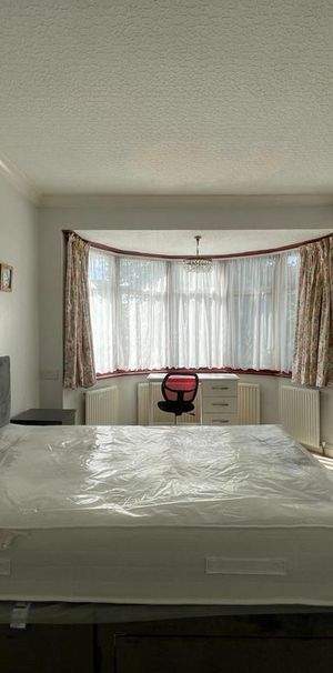 1 bedroom house of multiple occupation to rent - Photo 1