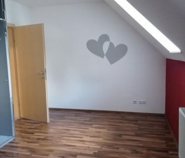 Gemütliche Wohnung mit Einbauküche und Parkplatz - Photo 4