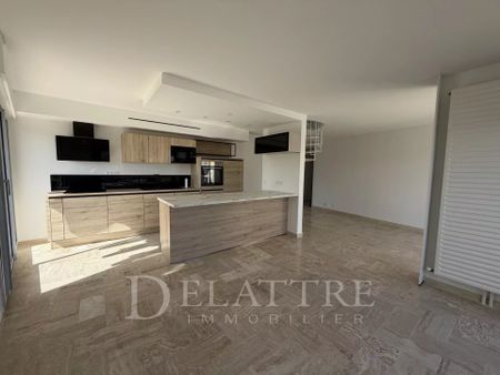 Location Appartement 4 pièces 96m² MANDELIEU LA NAPOULE 06210 - Photo 4
