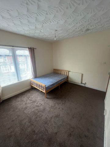 Room in a Shared House, Selsey Road, B17 - Photo 3