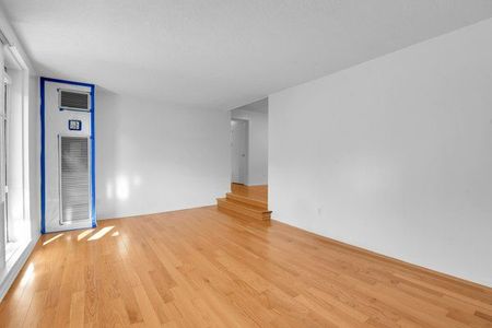 For Lease - 1599 Lassiter Terrace Unit# 217, Beacon Hill North - South and Area, Ontario - Photo 3