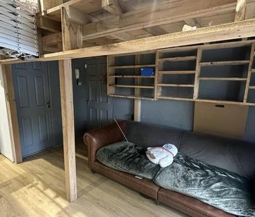 Studio to rent - Photo 3