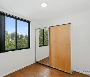 2-Bedroom Apartment in Prime Mosman Park - Photo 1