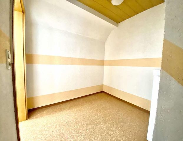 3 Zimmer Wohnung Feldrand, Stellplatz, EBK, Tiere erlaubt - Photo 1