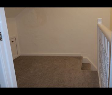 3 Bed Terraced House, Zoar Street, LS27 - Photo 5