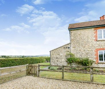 3 bedroom semi-detached house to rent - Photo 4