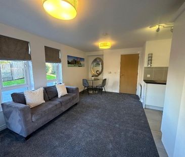 187a West Circular Road, Ballygomartin, Belfast, BT13 3QF - Photo 1