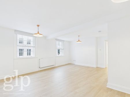 2 Bedroom Flat, Old Compton Street, London, Greater London, Soho, W1D - Photo 3