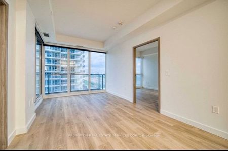 For Lease - 95 Mcmahon Drive Unit# 2612, Toronto, Ontario - Photo 3