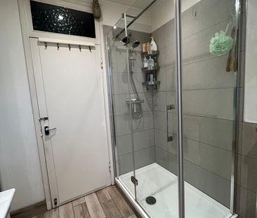 Room in a Shared Flat, Alverton Court, SW18 - Photo 3