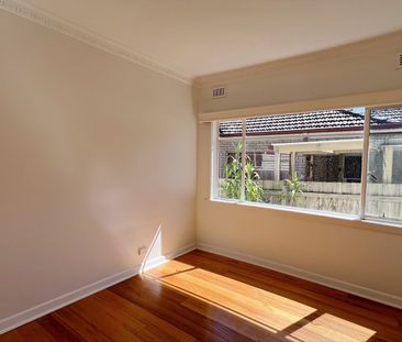 14 Edward St , MITCHAM - Photo 1