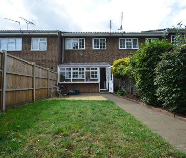 3 bedroom terraced house to rent - Photo 6