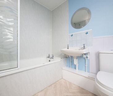 2 bedroom terraced house to rent - Photo 6