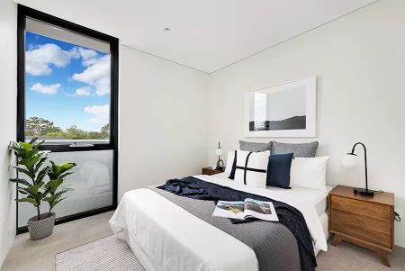Apartment with 2 bedrooms, 2 bathrooms & parking for 1 car - Photo 2