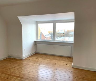 Skøn 2-værelses lejemål centralt beliggende i Odense - Photo 1