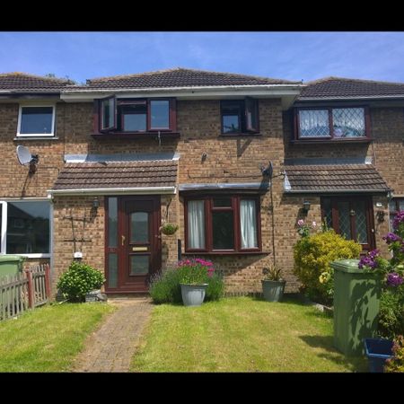 3 bedroom house to rent Elmhurst Close, Furzton, Milton Keynes, Buckinghamshire, MK4 - Photo 3