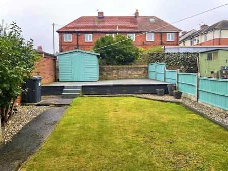 2 bedroom end of terrace house to rent - Photo 2