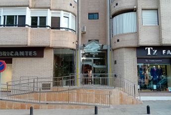 Piso de alquiler en Calle Catedrático Fernando Piñuela, Santa María de Gracia