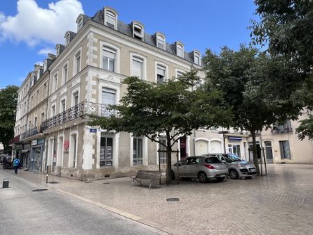 Location Appartement 3 pièces 78m² POITIERS 86000 - Photo 5