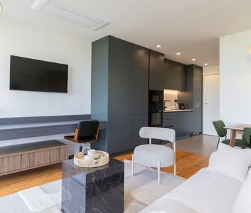 Avenida Senhora da Hora, Senhora da Hora, Porto District 4460-282 - Photo 2