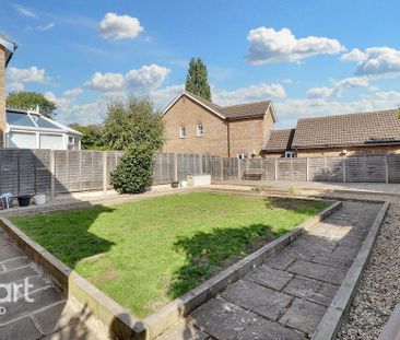4 bedroom detached house to rent - Photo 3