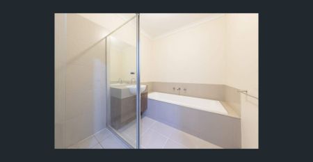 Beautiful Family Home - Photo 5