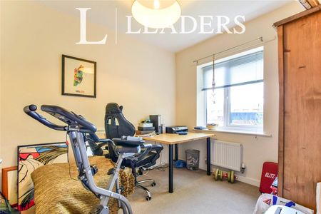 3 bedroom house to rent Manchester, M19 - Photo 5