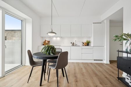 Skøn og lækker 4-værelses lejlighed med altan - Photo 5