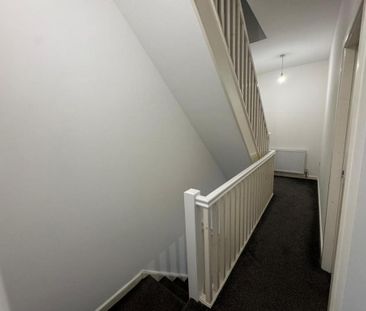 3 bedroom terraced house to rent - Photo 6