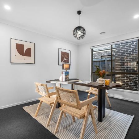 Modern Family Living in a Prime Clyde Location - Photo 3