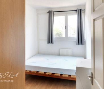 1 bedroom in a flat share to rent - Photo 3