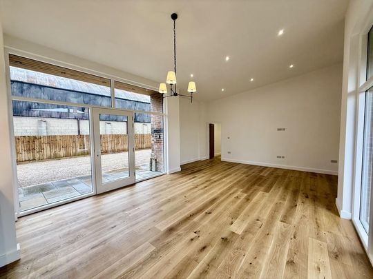 2 bedroom barn conversion to rent - Photo 1