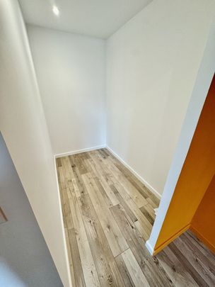 Appartement T4 entièrement rénové à La Verpillière - Photo 1