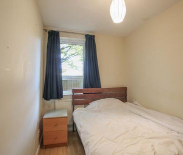 2 bedroom ground floor flat to rent - Photo 5