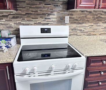 For Lease - 130 Kingswood Drive, Brampton, Ontario - Photo 4