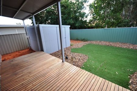 AFFORDABLE ABODE - Easy-care 4x2 - Photo 3