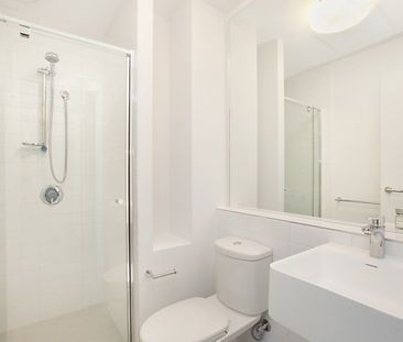 Windsor, Melbourne | 1 Bedroom - Photo 3