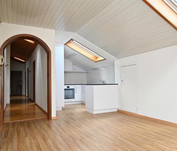 Einmalige 4,5 Zimmer-Dachwohnung mit Dachterrasse - Foto 1