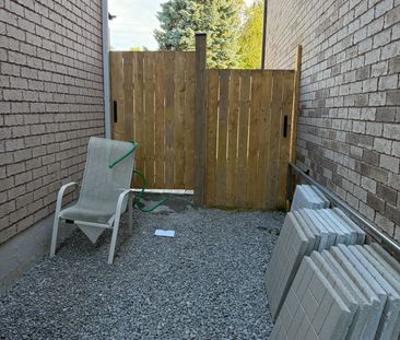 For Lease - 213 Danny Wheeler Boulevard, Georgina, Ontario - Photo 3