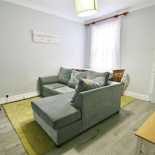 Cromwell Road, Hayes, UB3 - Photo 1