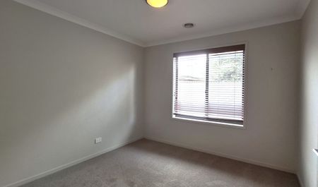 Family living with space, comfort & convenience. - Photo 3