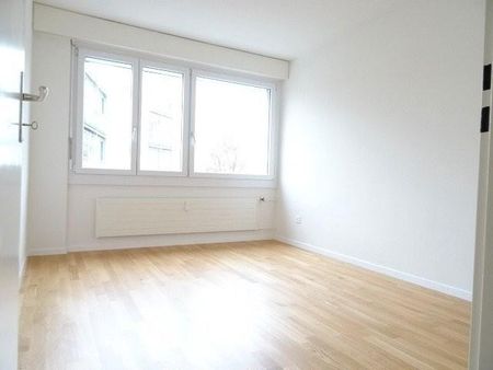 Moderne 4.5-ZW à 78 m² im 2. OG mit sonnigem Balkon - Foto 5