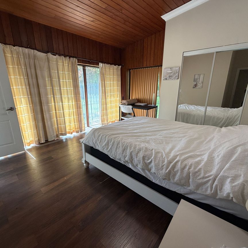 For Lease - 368 Spring Garden Avenue Unit# Back, Toronto, Ontario - Photo 1