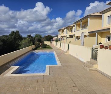 3 bedroom luxury Semidetached House for rent in Loulé, Portugal - Photo 1