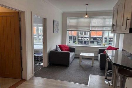 Bedroom First Floor Flat In Bournemouth, BH8 - Photo 3