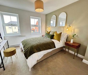 4 bedroom semi-detached house to rent - Photo 1